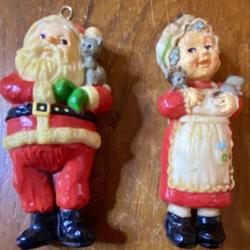 Vintage Christmas Ornaments Hallmark Santa & Mrs. Claus Holding Cats Kittens